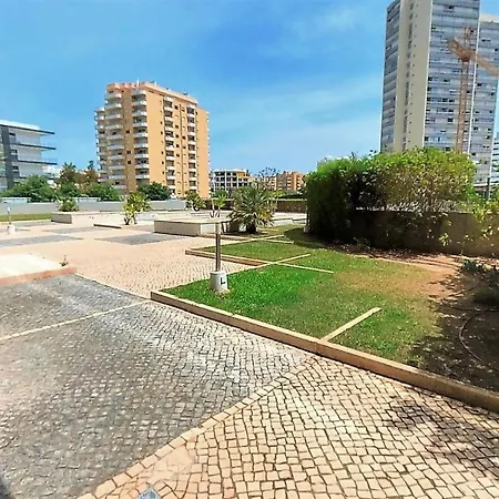 Turisticos Rocha Tower 8 *